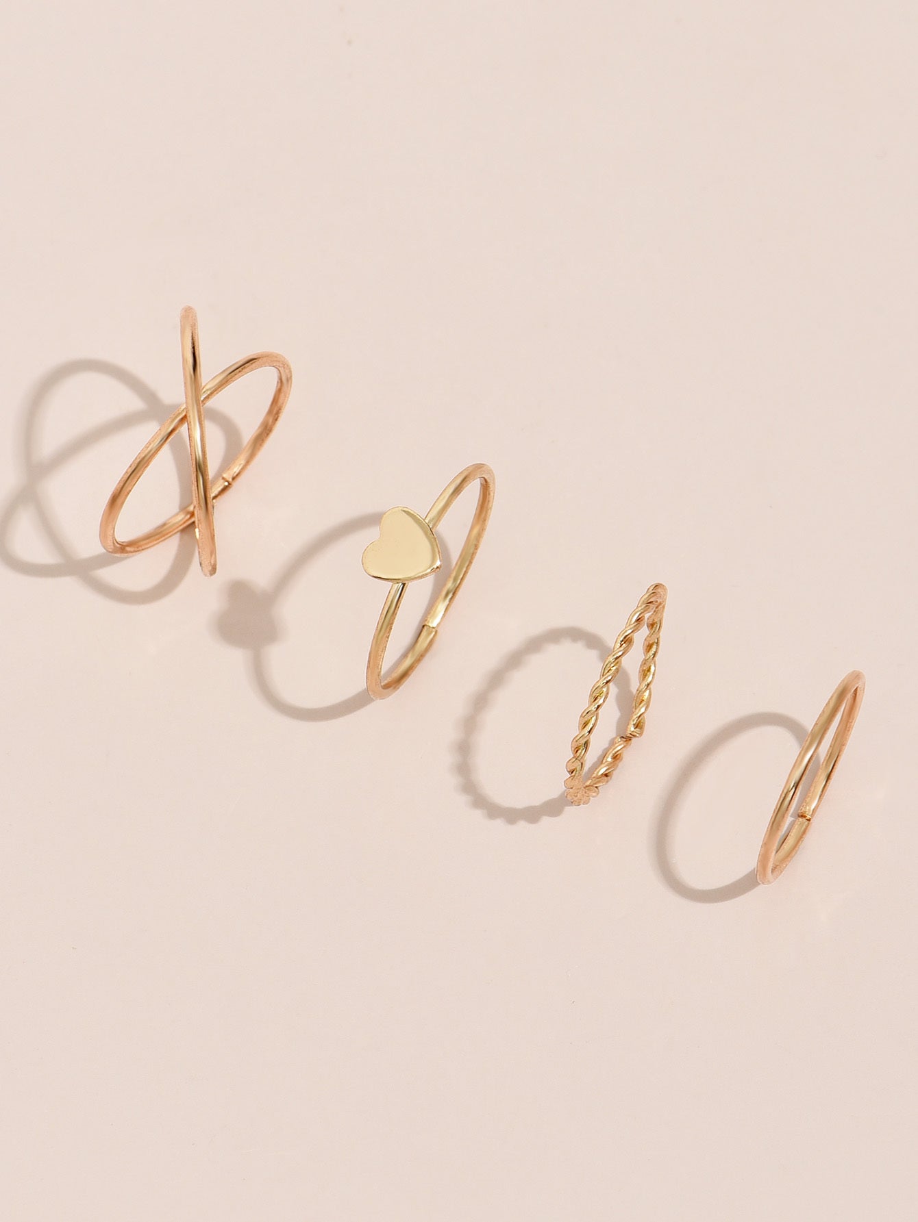 Womens Lightweight Zinc Alloy Ring Modern Design Everyday Jewelry For Women Fashion Ring Modern Look For Women