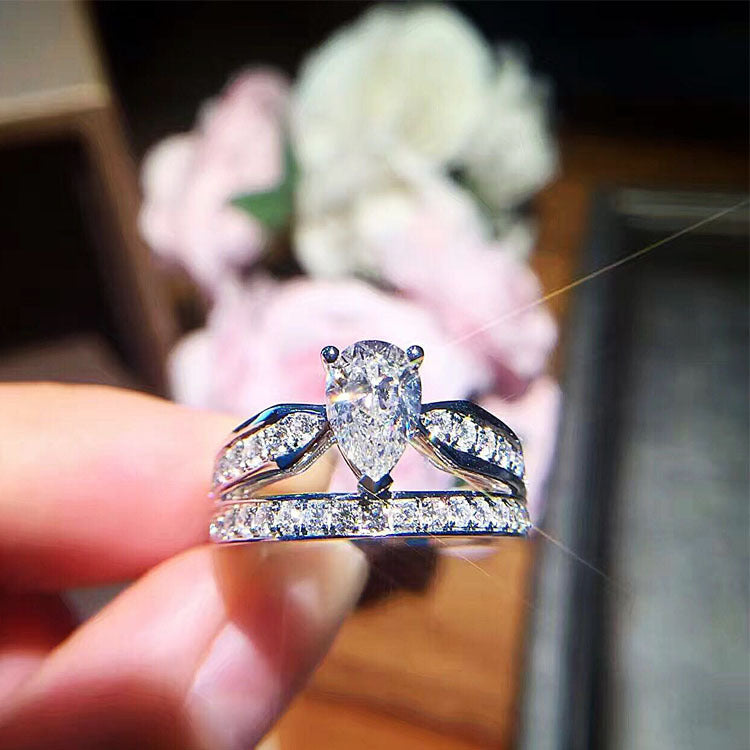 Simulation Special Shaped Drop Diamond Micro Inlaid Double Crown Ring For Women Elegant Zircon Accents For Art