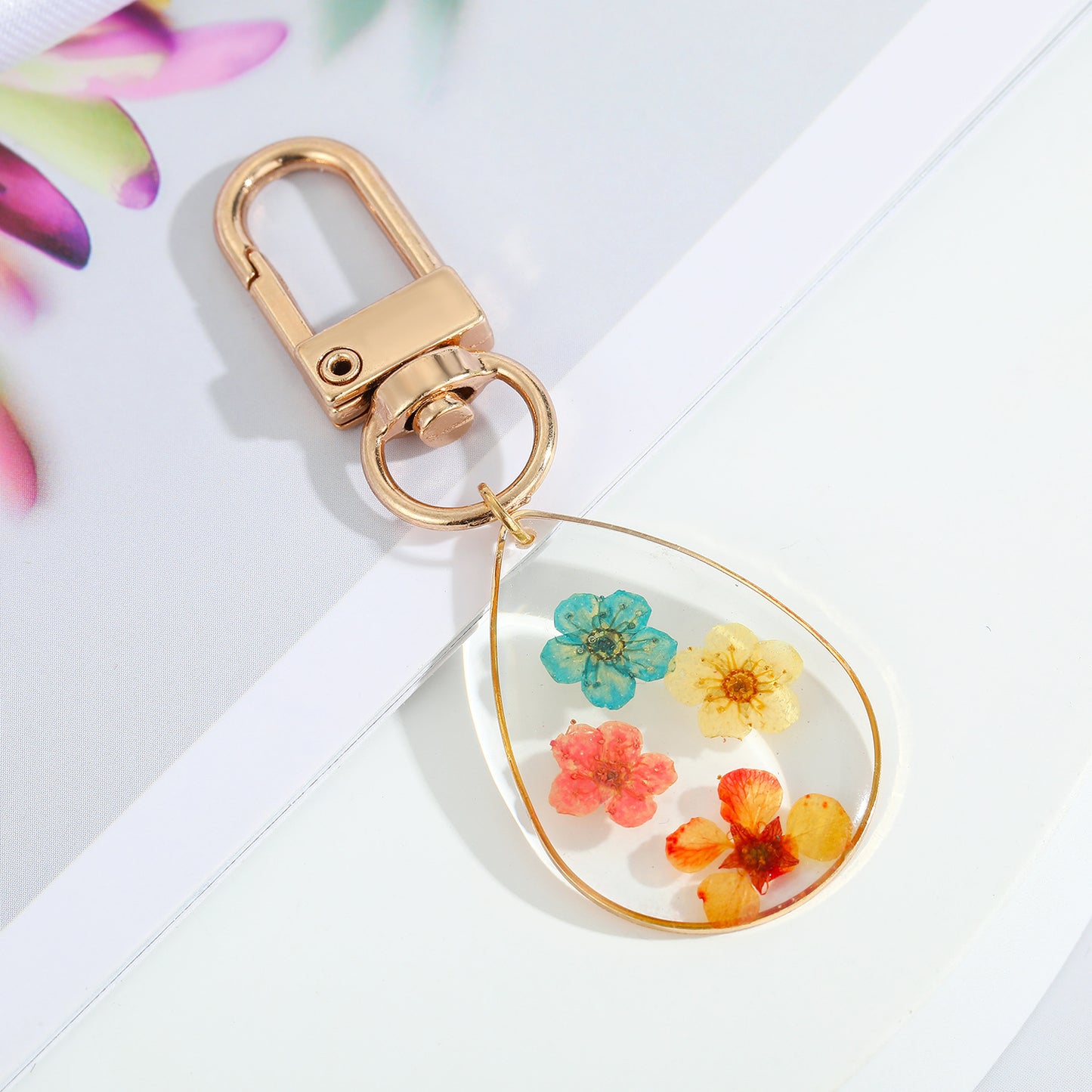 Resin Flower Keychain With Dried Flowers Pendant Oil Drip