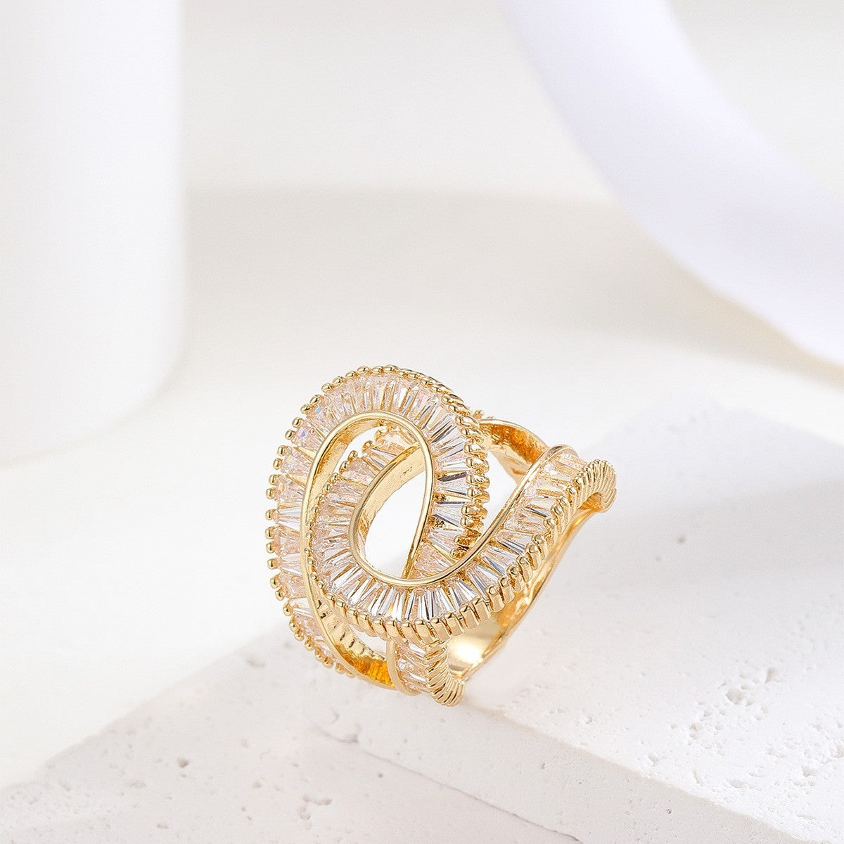 Womens Inlaid Zircon Ring Open Adjustable Geometric U Shape Copper Ring Korean Ring Elegant Ring Womens Jewelry Gift for Her Party Ring Fashion Ring Simple Ring