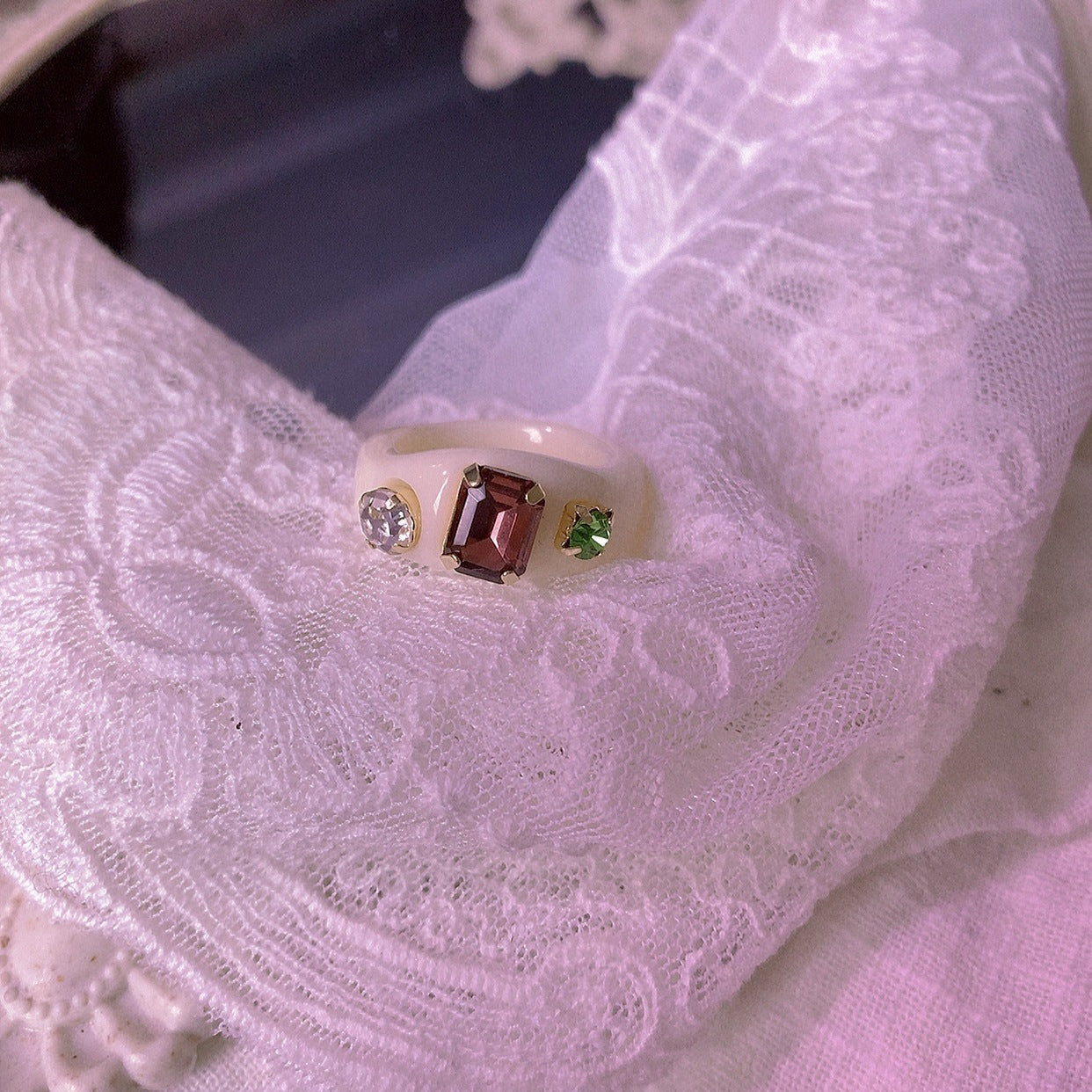 Vintage Acrylic Ring for Women Girls Diamond Ring Plain Ring Green Ring Blue Ring Pink Ring White Ring Niche Ring Customized Ring Plastic Ring