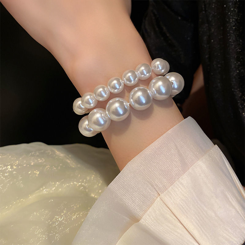 Mother Of Pearl Bracelet For Couples Retro Design Stretch Jewelry Elegant Pearl Accessory Timeless Vintage Style