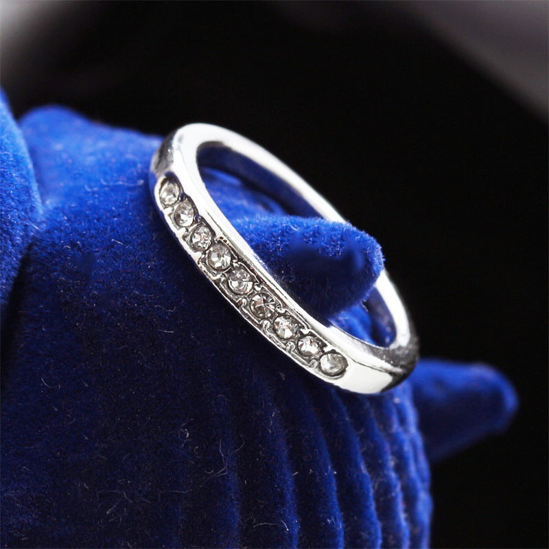 U Shape Diamond Ring for Women Alloy Circle Jewelry