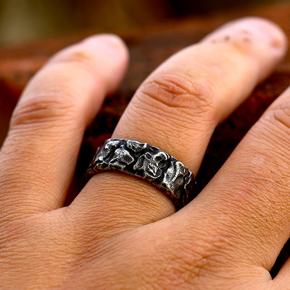 Womens Fashion Stainless Steel Ring Retro Polished Titanium Steel Ring US Size 7 Through 13 Everyday Accessory