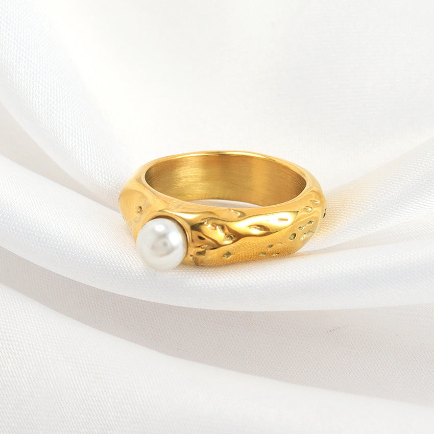 Unisex Gold Plated Ring with Round Surface and Inlaid Pearl Stainless Steel Band for Men or Women Fashion Jewelry