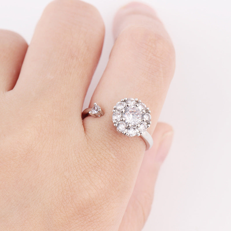 Rotating Adjustable Silver Ring For Women With Zircon Micro Inlaid Geometric Design European Fashion Daily Wear