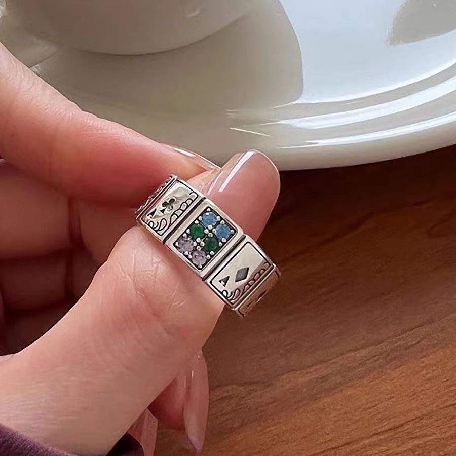 Unisex Adjustable Alloy Ring Inlaid Zircon Retro Black And Peach Playing Card Design Hip Hop Ring For Men Women