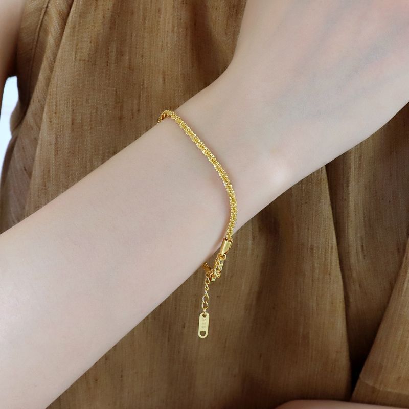 Unisex Fu Character Gold Plated Bracelet Elegant Jewelry