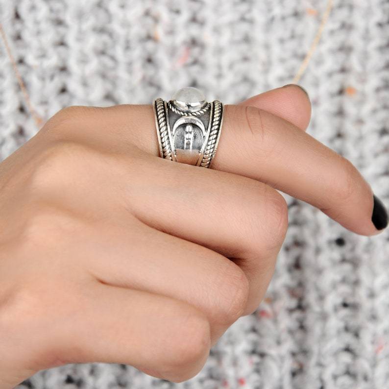 Women Adjustable Index Finger Ring Alloy Plated Silver Tone For Daily Wear And Special Events Fashionable Style