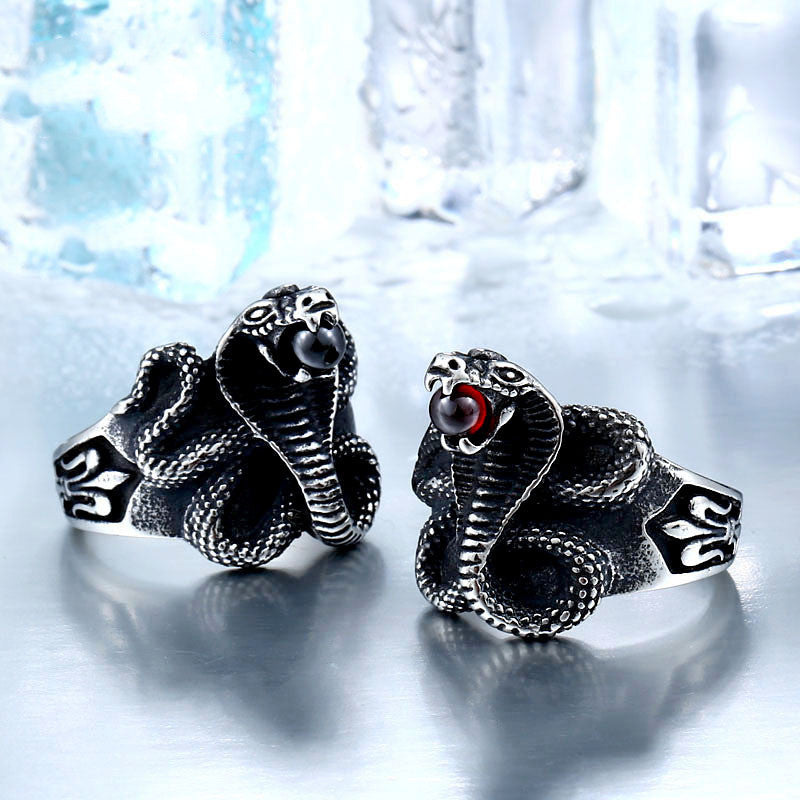 Titanium Steel Vintage Ring Personality Stainless Steel Ring Cobra Shape Statement Jewelry Retro Trend Ring for Men and Women Red and Black