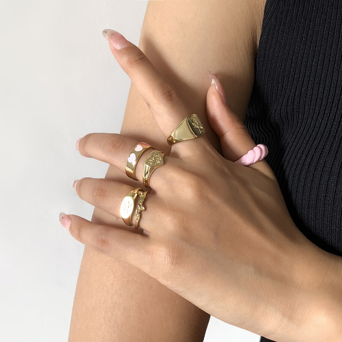 Punk Retro Wind Dripping Oil Heart Ring For Women Vintage Style Jewelry Gift Idea Handcrafted Alloy Ring Charm