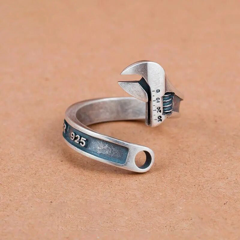 Womens Adjustable Wrench Ring Electroplated Alloy Retro Fashion Statement Silver European American Women Rings