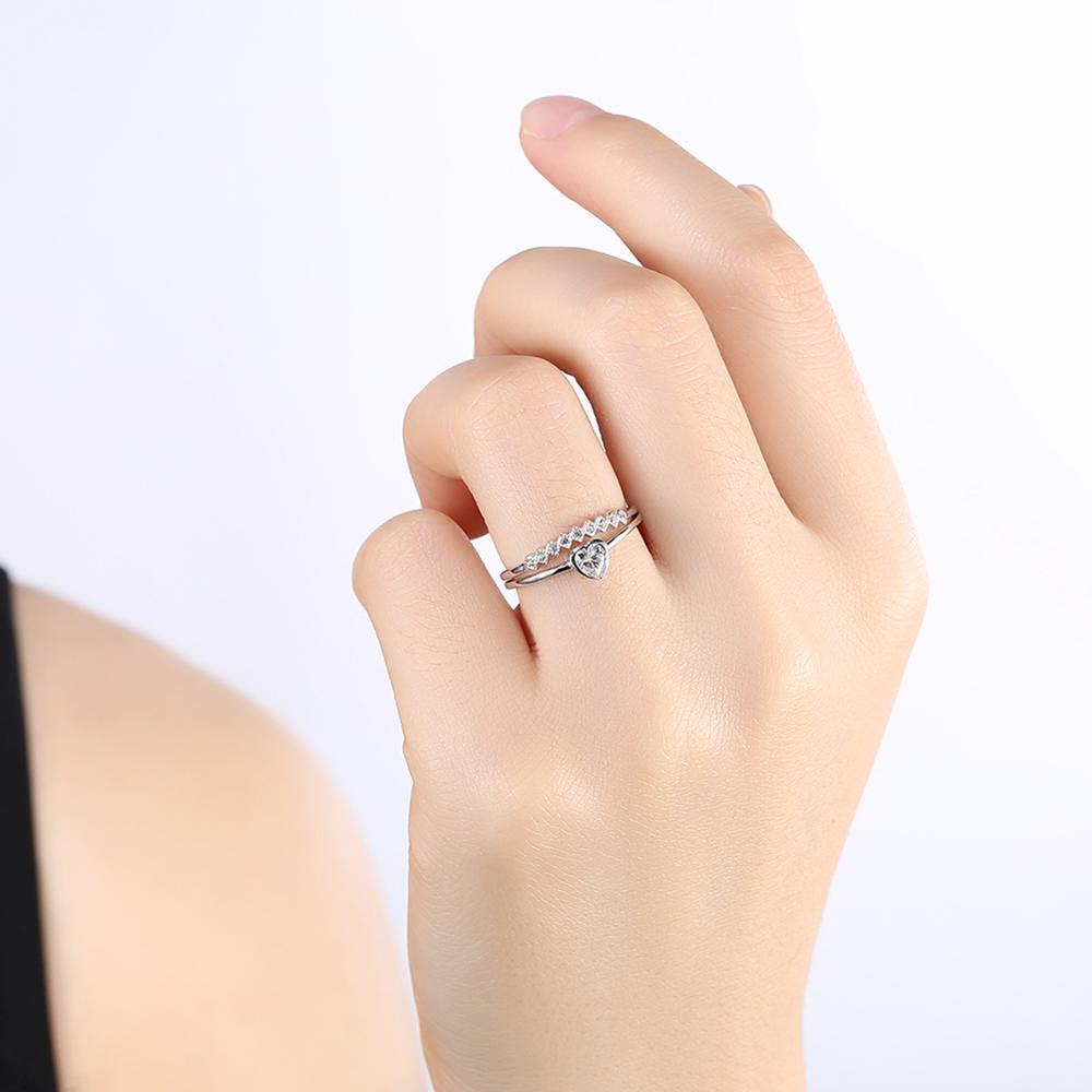 Heart Shaped Couple Rings With Micro Inlaid Zircon Electroplated Geometrical Design For Ladies And Men Fashion