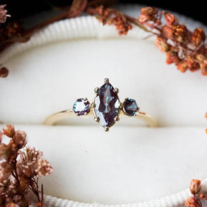 Womens Geometric Alloy Ring With Artificial Gemstones Electroplated Metal Ring European Design Fashion For Hers