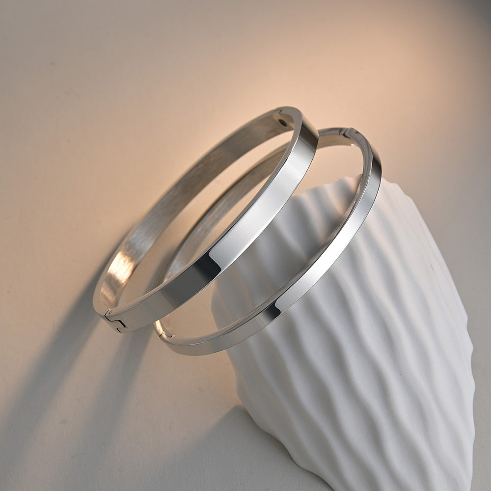 Stainless Steel Bracelet For Men And Women Electroplated Finish Simple Buckle Design Jewelry For Everyday Wear