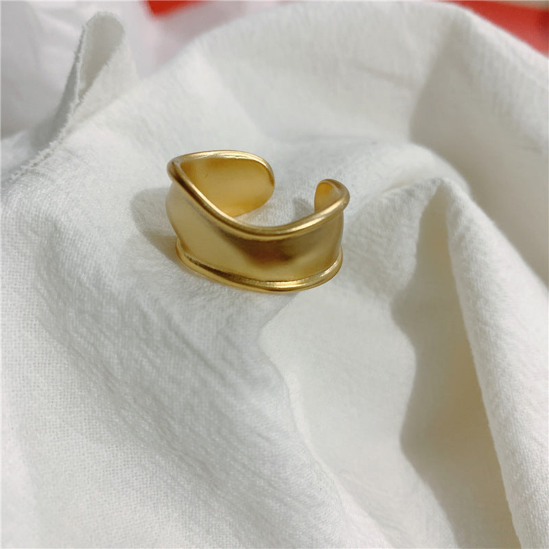 Wavy Geometric Ring Electroplated Alloy Jewelry for Women