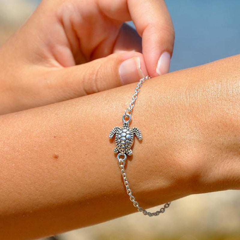 Womens Retro Geometric Tortoise Design Adjustable Alloy Bracelet Electroplated Finish With Extension Chain Lux