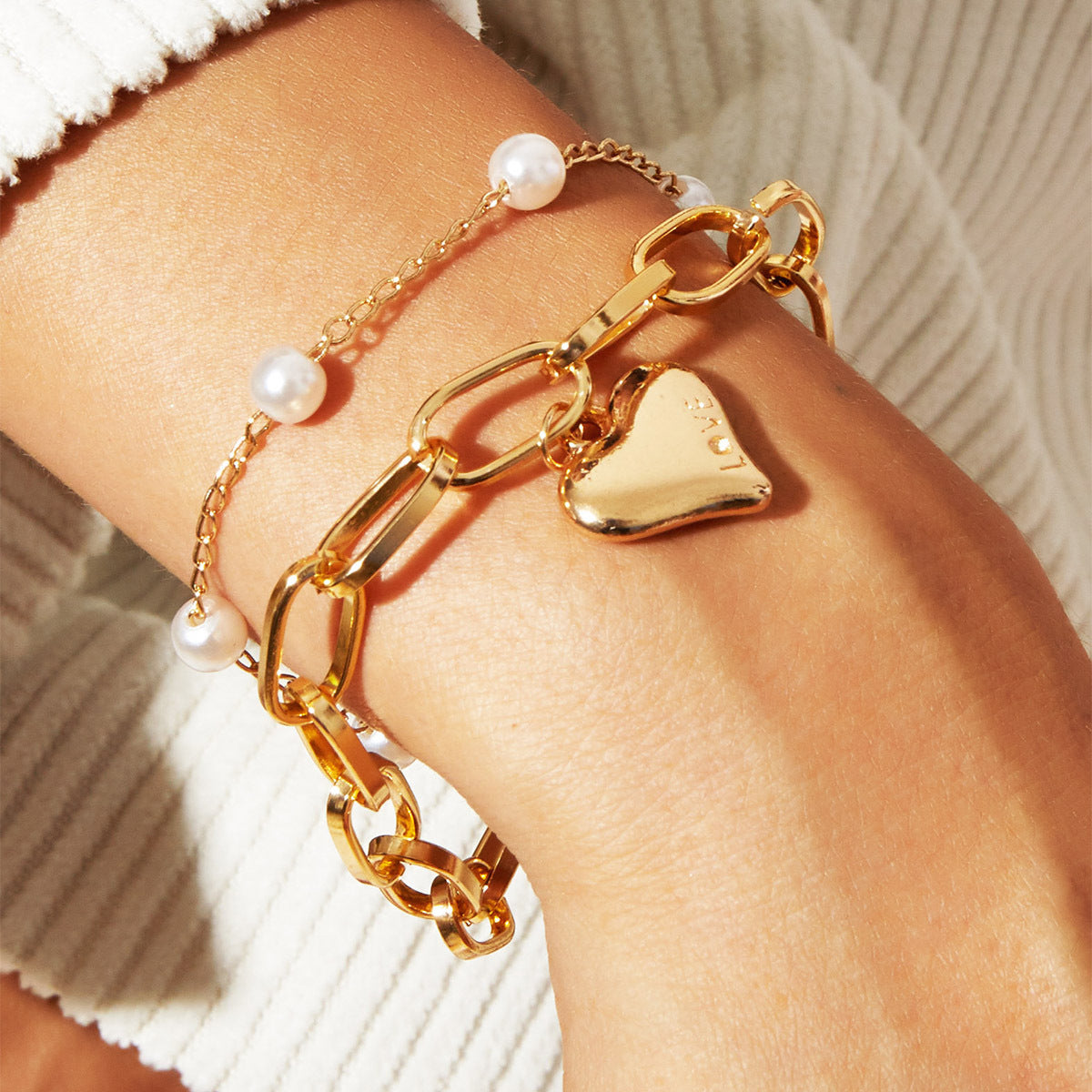 Double Layer Bracelet With Pearl Love Heart Charm Geometric Electroplated Alloy Retro Fashionable Jewelry Gift