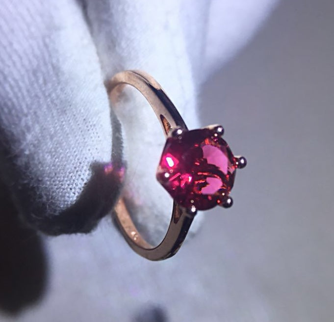 Rose Gold Ring With Diamond Inlaid Ruby Accent Six Claw