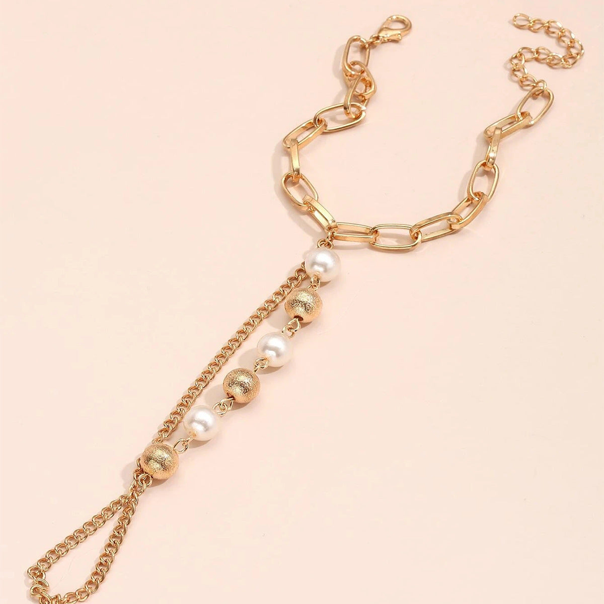 Womens Pearl Chain Link Bracelet Elegant Gold Alloy Geometric Fashion Jewelry for Women and Girls Pearl Europe