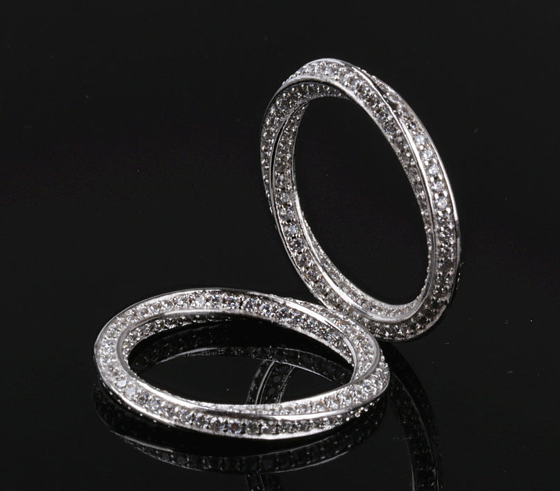 Womens Gold Plated Ring Diamond Simulants Mobius Band Full Circle Design Sparkling Jewelry Elegant Bright Glow