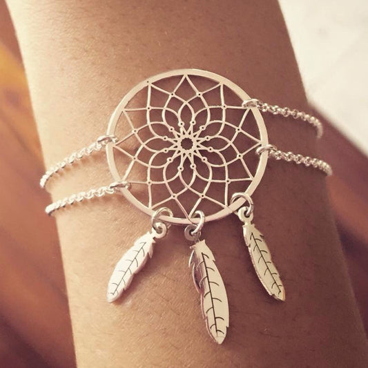 Openwork Dream Catcher Bracelet Bangle For Women Electroplated Alloy Fashion Jewelry Gift For Her Elegant Design
