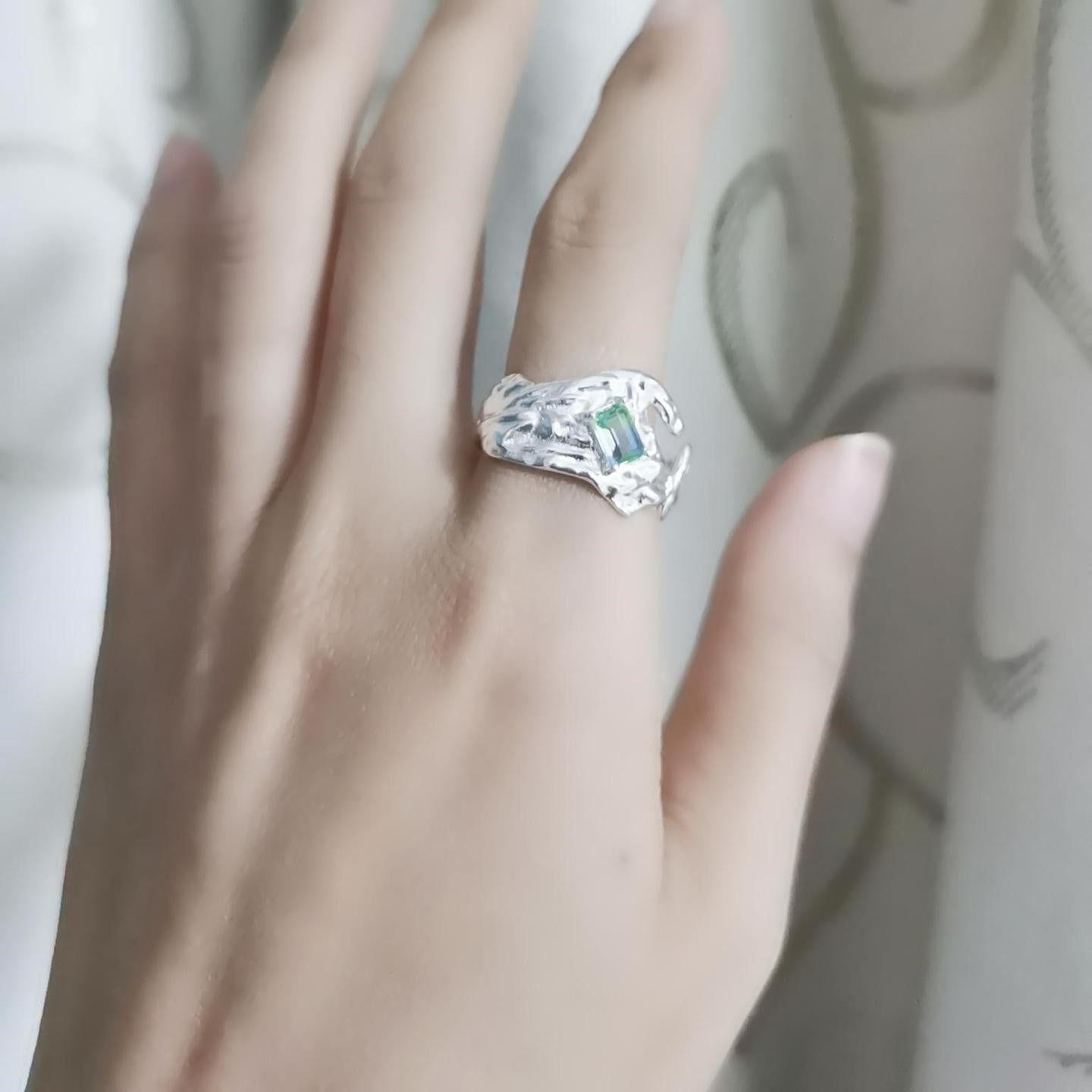 Geometric Zircon Ring For Women Copper Plated Irregular Design Simple Elegant Fashion Ring Jewelry Accessory Daily Wear