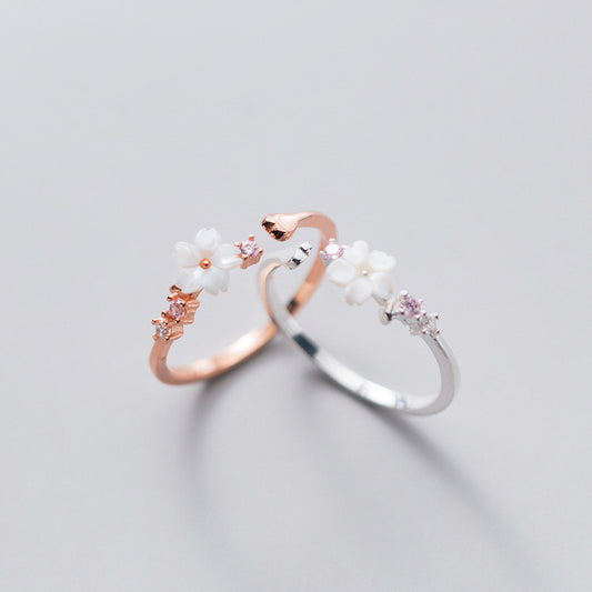 Women's Silver Ring with Sweet Synthetic Shell Flower for Weddings and Occasions Flower Ring Silver Band Women's Fashion Jewelry Gift
