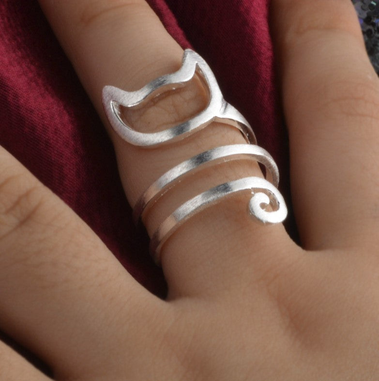 Adjustable Copper Cat Ring With Tangled Brushed Silver Finish Unisex Animal Jewelry For Everyday Wear European