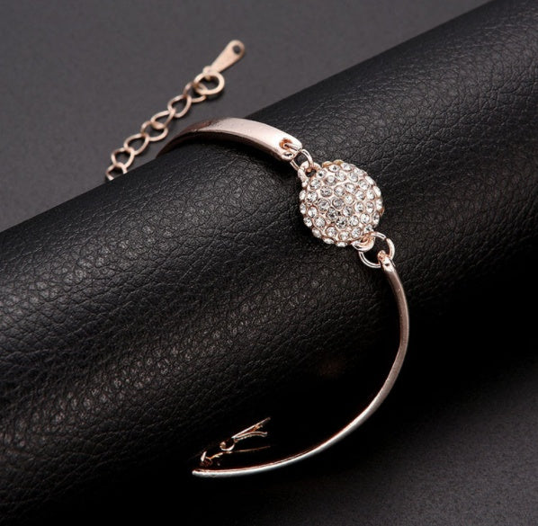 Womens Gold Plated Bracelet Geometric Electroplated Finish Trendy Jewelry Bracelet Creative For Women And Girls