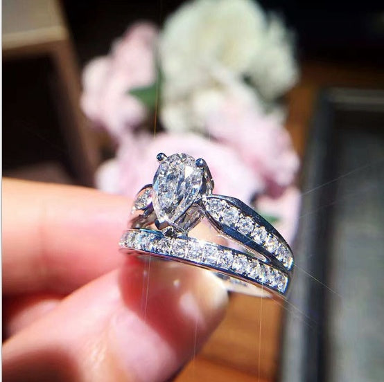 Womens Diamond Ring Drop Shaped Micro Inlaid Double Crown White Copper Engagement Wedding Gift Diamond Double