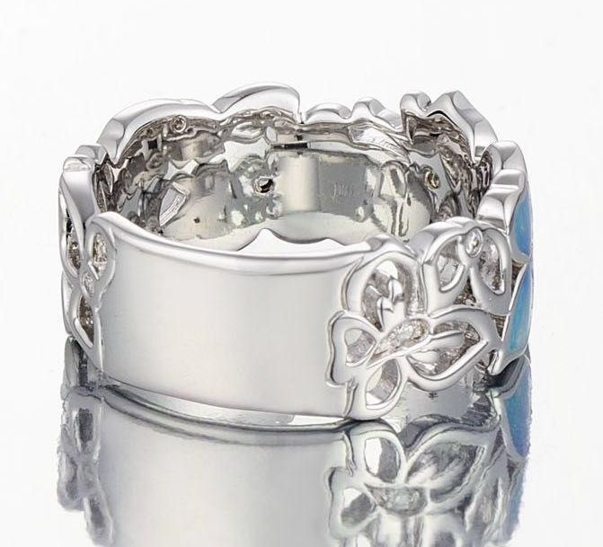 Womens Flower Ring With Butterfly Design European Inspired Alloy Ring Grease Treatment Fashion Individually Packed