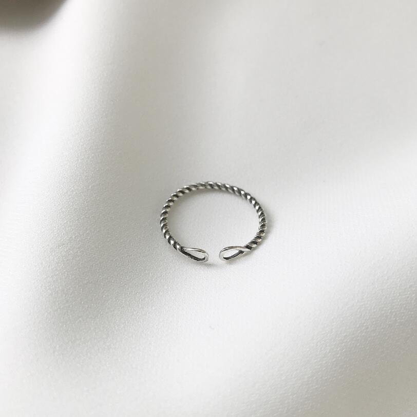 Twisted String Ring Silver Band Jewelry Minimalist Elegant Accessory For Everyday Wear Versatile Ring Everyday
