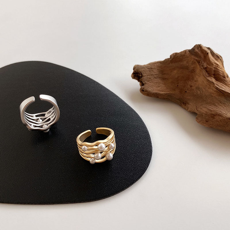 Womens Irregular Metal Pearl Ring With Geometric Design Electroplated Fashion Jewelry Accessory Durable Sparkle