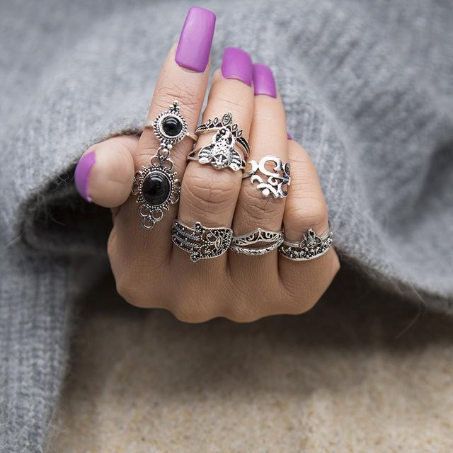 Womens Knuckle Ring Set Stackable Bohemian Vintage Style Rings Gift for Women Fashion Jewelry Stylish Boho Accessory