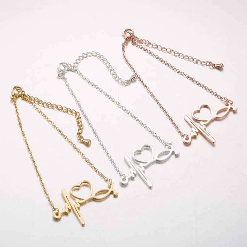 Womens Heart Shaped Bracelet Stainless Steel Electroplated European Fashion Jewelry Gift For Her For A Keepsake