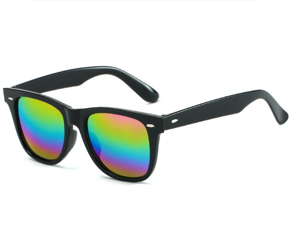 Fashion Sunglasses With Strong PC Frame And AC Lens UV400 Protection Eyewear High Visible Light Transmittance Quality