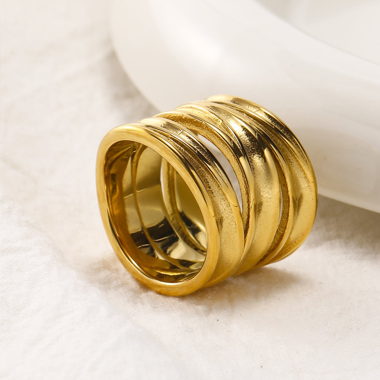 Womens Layer Line Ring Titanium Steel Electroplated Irregular Fashion Jewelry Gold Finish Size 6 7 8 Gift Style