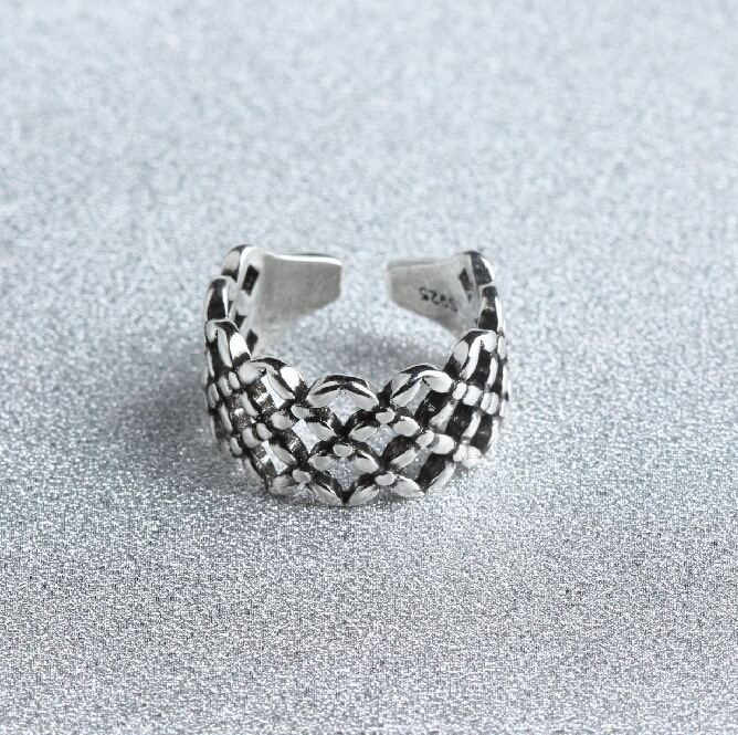 Antique Punk Ring Hollowed Out Silver Plated Thai Silver For Women Lightweight Korean Style Fashion Ring Women