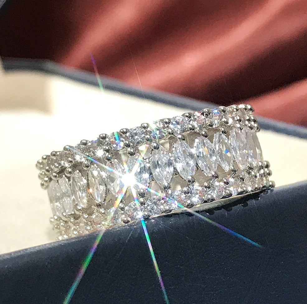 Womens Copper Zircon Diamond Circle Ring Elegant Dainty Fashion Jewelry Accessory Gift For Her Shiny Statement Jewelry