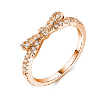 Diamond Encrusted Bow Ring For Women Fashion Jewelry With Elegant Strips And Tail Design With Sparkling CZ Accents