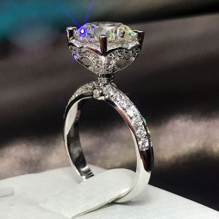 Womens Ring Heart Shaped Bouquet Simulated Diamond Jewelry For Wedding Engagement Gift Elegant Accessory Jewels