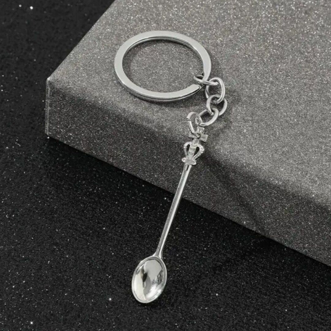 Metal Crown Keychain Pendant Small Gift Ideal For Bags Accessories Classic Spoon Key Ring Gold And Silver