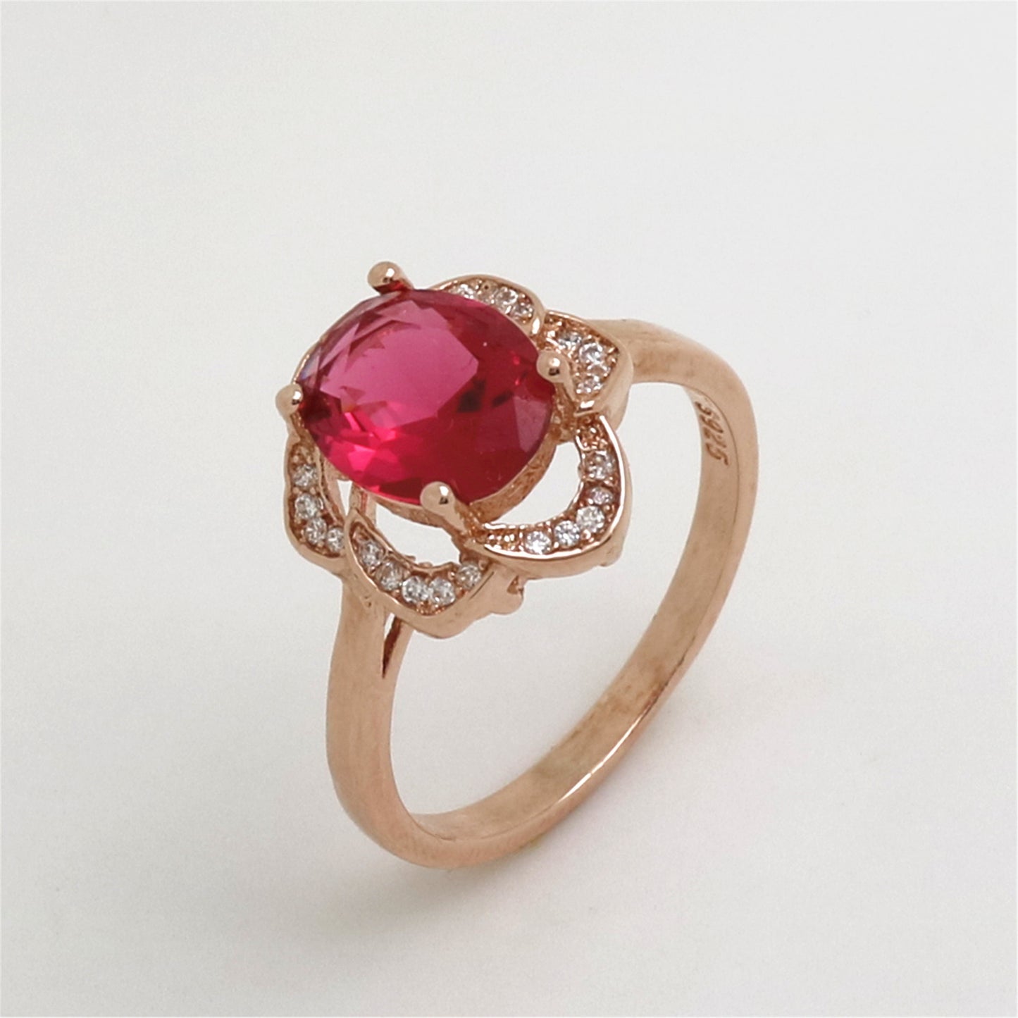 Rose Flower Ring White Gold Setting For Women Elegant Wedding Jewelry Gifts Timeless Accessory For Daily Wears