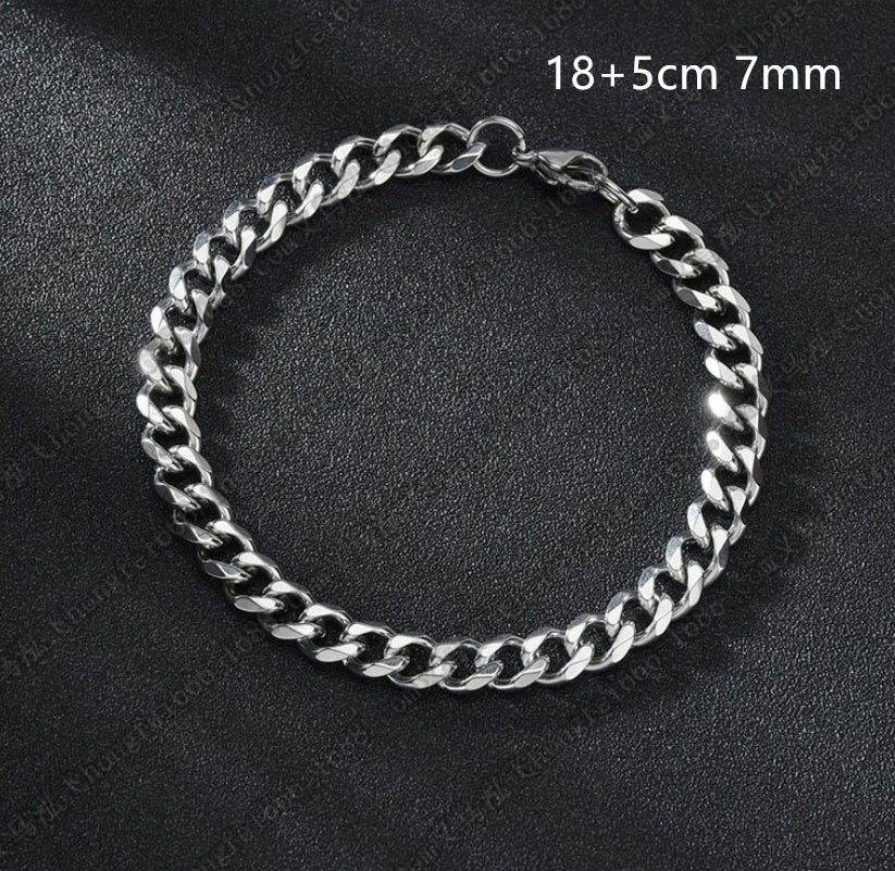 Stainless Steel Cuban Link Bracelet 5mm Wide 18cm Plus 5cm Extension Durable Everyday Wear Ideal Gift For Him Today