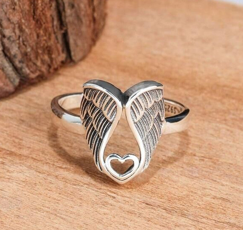 Womens Angel Wings Ring Vintage Geometric Alloy Silver Electroplated Finish Individually Packaged Gifts For Her
