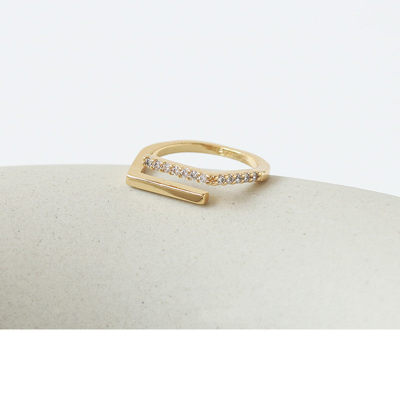 Geometric Zircon Brass Ring for Men and Women Elegant Modern Jewelry Inner Diameter Sixteen Point Eight Millimeter