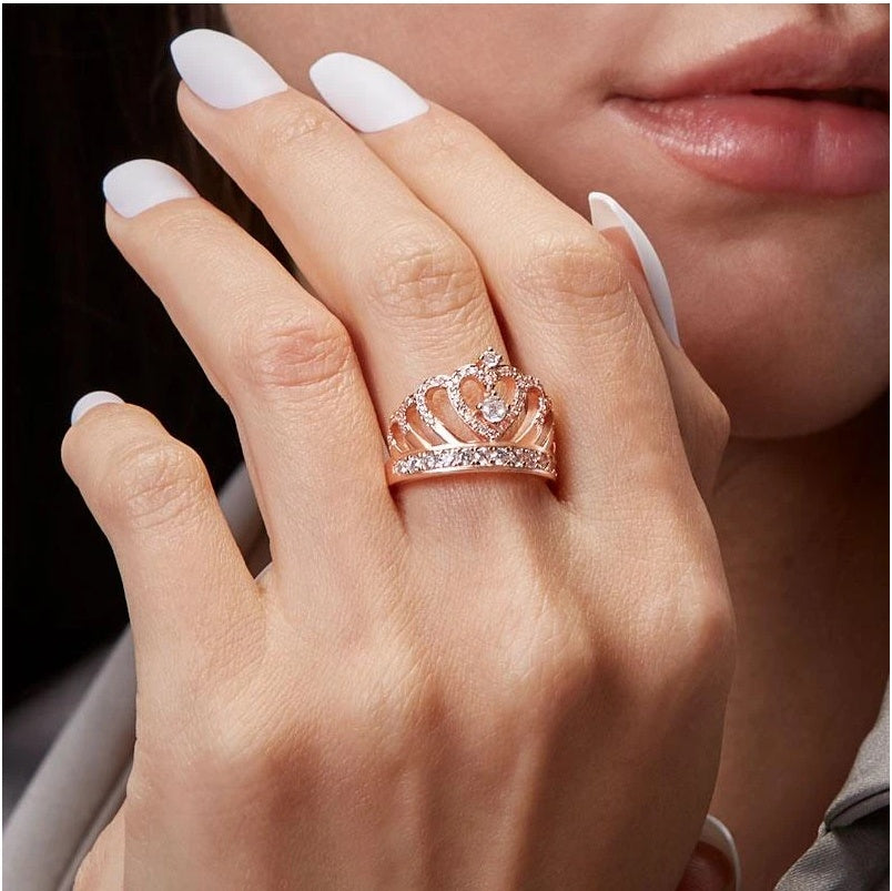 Womens Crown Ring European Alloy Ring With Gems Individually Packed Crown Design Ring For Women Festival Jewelry Gift