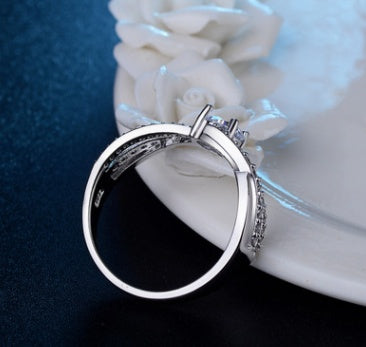 Wave Ring Platinum Plated Copper Ring With Zircon Accents European Fashion Jewelry Statement Ring For Women Elegant