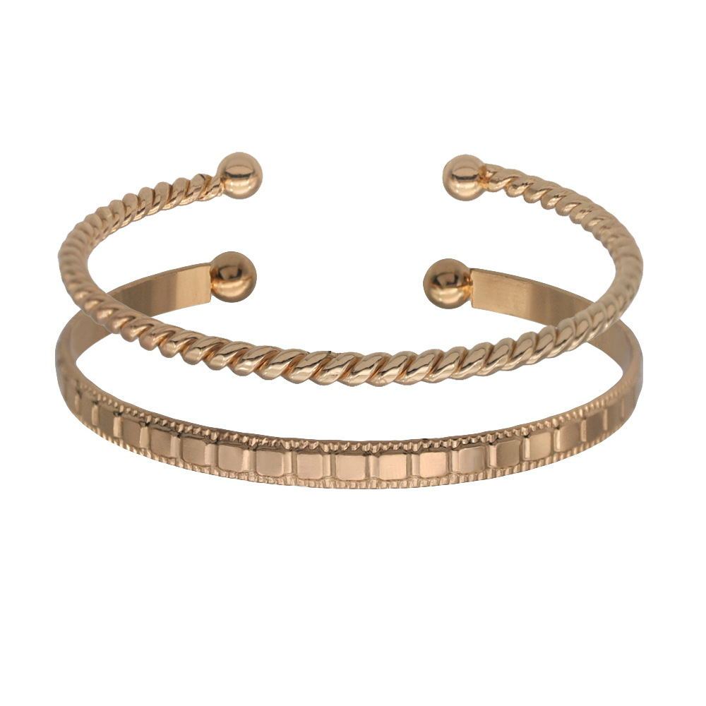 Gold Metal Bracelet Set For Women Elegant Durable Accessory Perfect Everyday Wear And Special Occasion Fashion